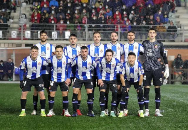 开云中国-武磊：对足球的热爱！人口4千的小镇上千人到场观战